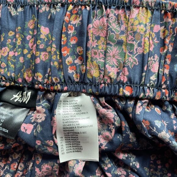 H&M Cotton Floral Skirt Size Medium - Picture 6 of 7